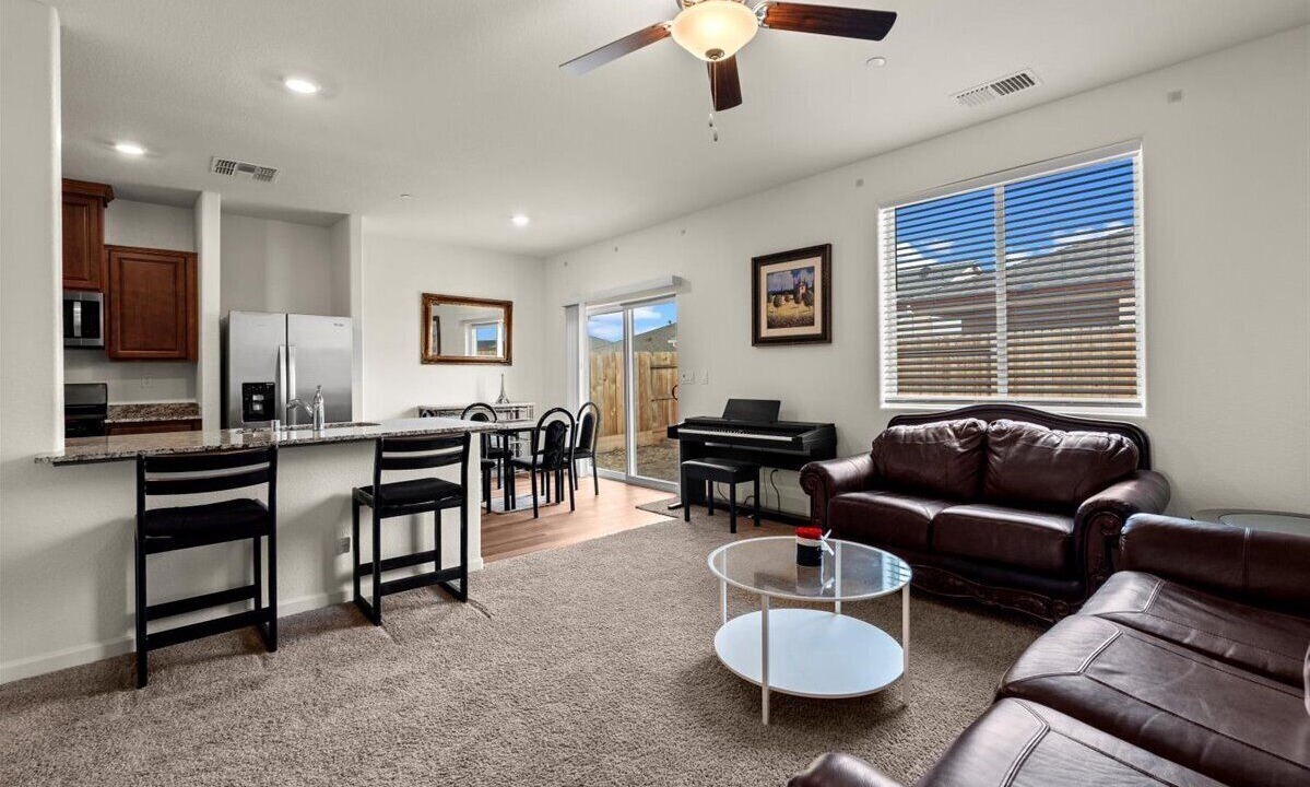 Photo of Livingroom in Victor