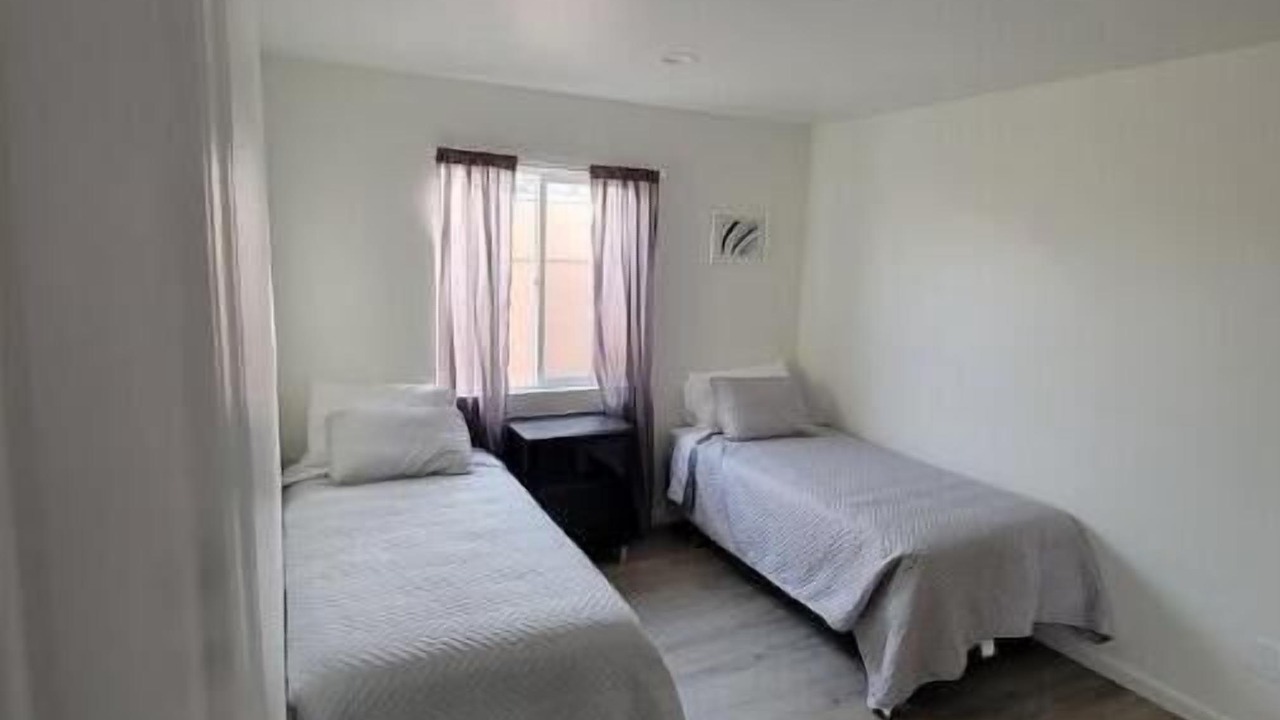 Photo of Bedroom in Lynwood