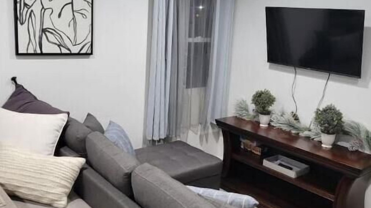 Photo of Livingroom in Lynwood