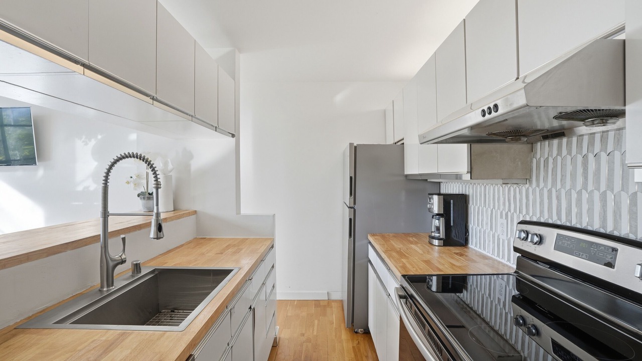 Photo of Kitchen in Lower Haight