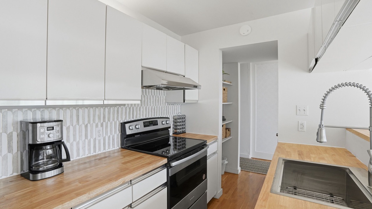 Photo of Kitchen in Lower Haight