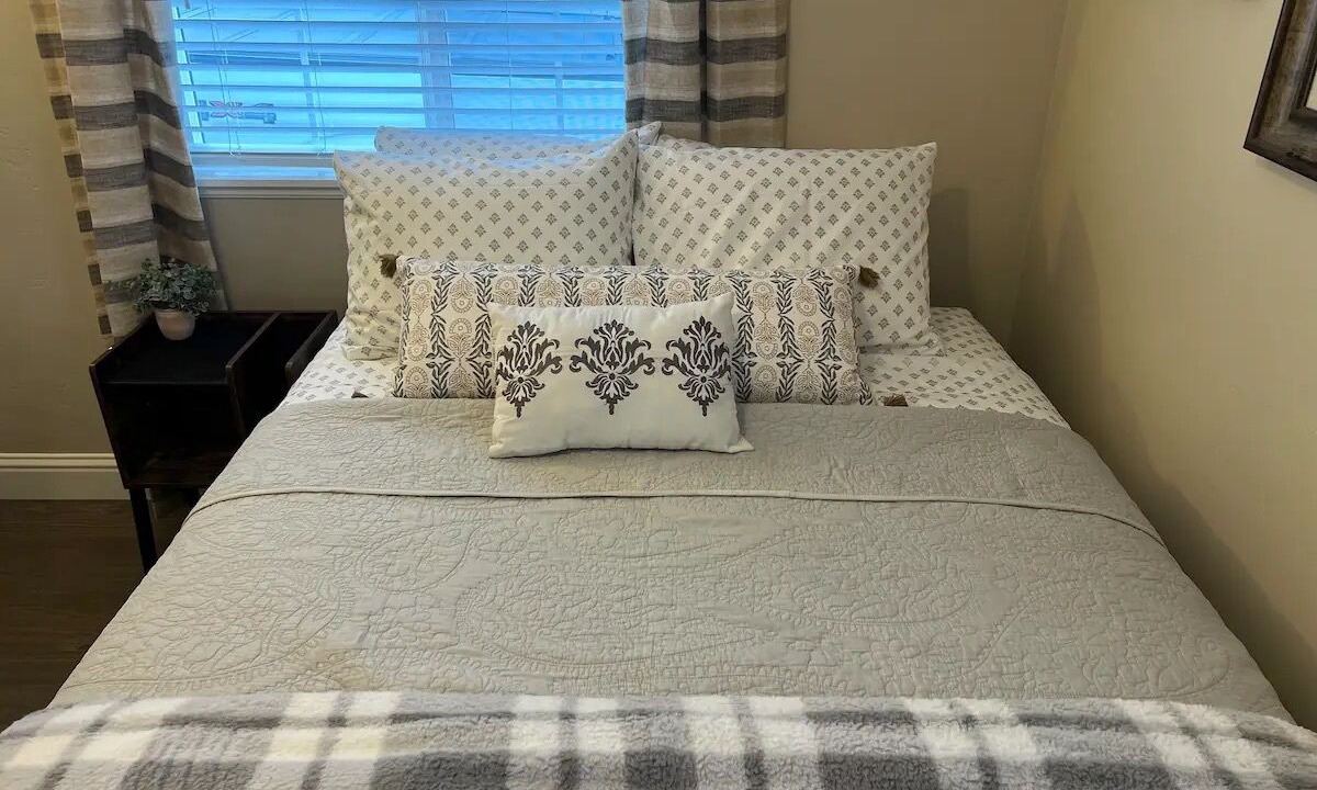 Photo of Bedroom in Southeastern Sacramento