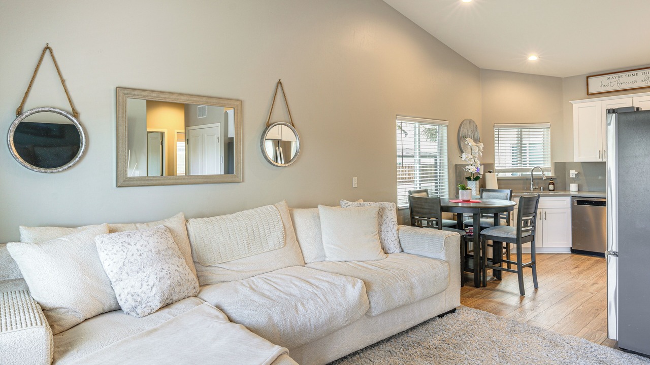 Photo of Livingroom in Greenacres