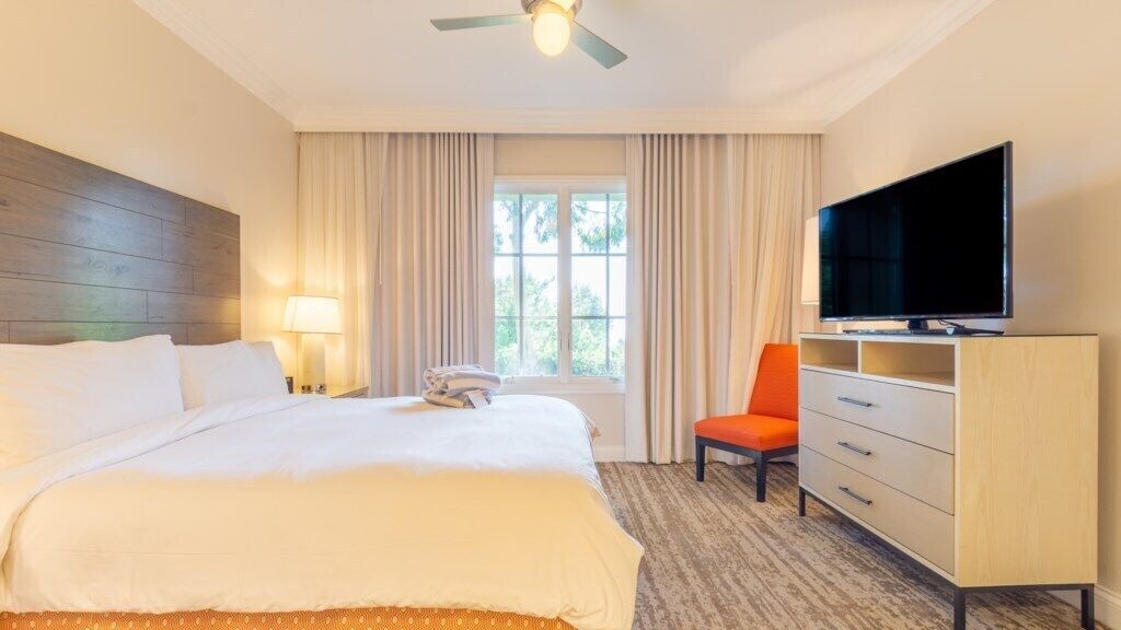 Photo of Bedroom in Newport Coast
