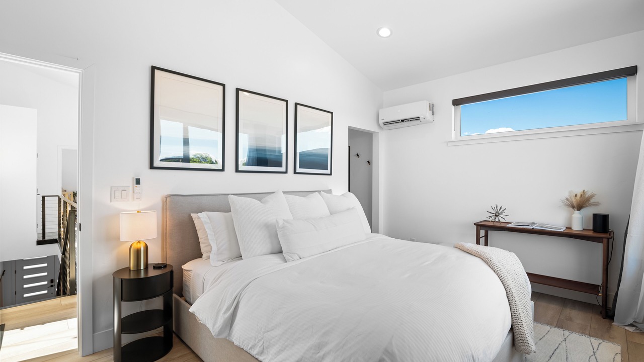 Photo of Bedroom in Midtown