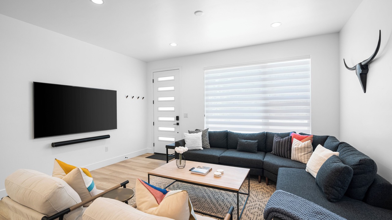Photo of Livingroom in Midtown