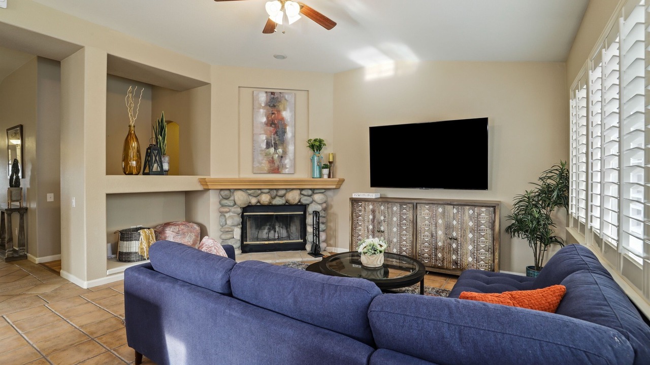Photo of Livingroom in Turlock