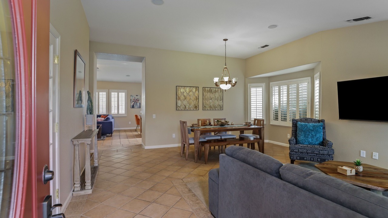 Photo of Livingroom in Turlock