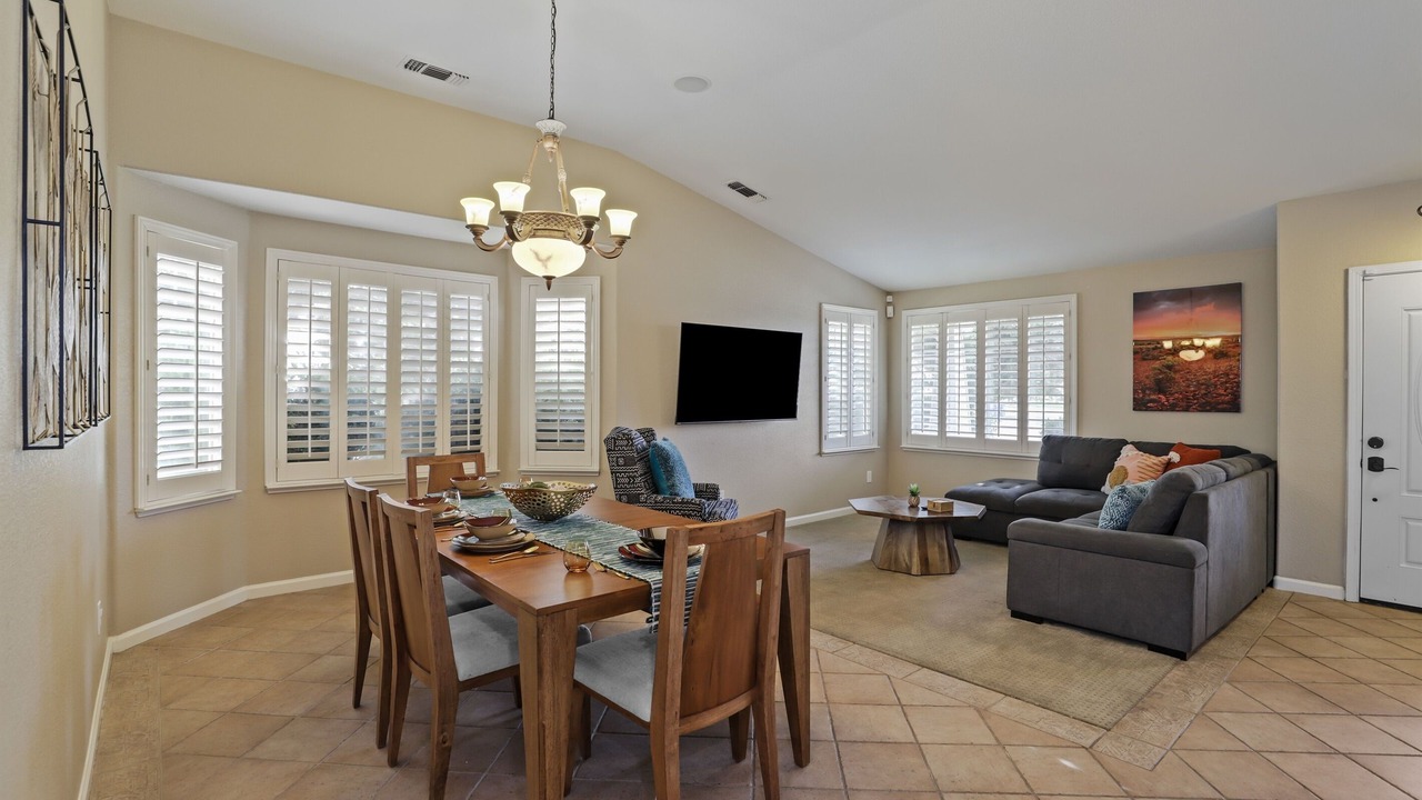 Photo of Livingroom in Turlock