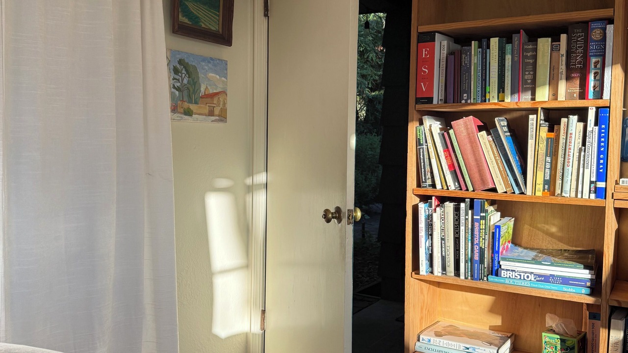 Photo of Bedroom in Northeast Carmel