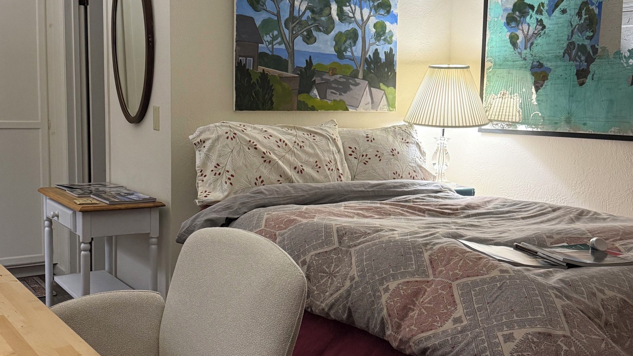 Photo of Bedroom in Northeast Carmel