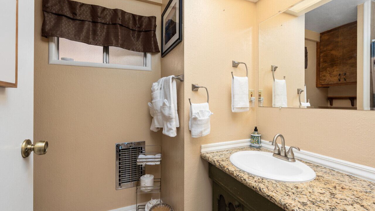 Photo of Bathroom in Kaweah