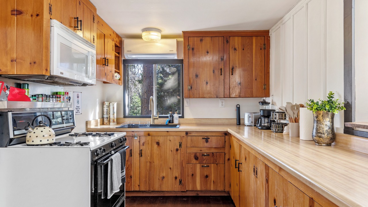 Photo of Kitchen in Alta Sierra