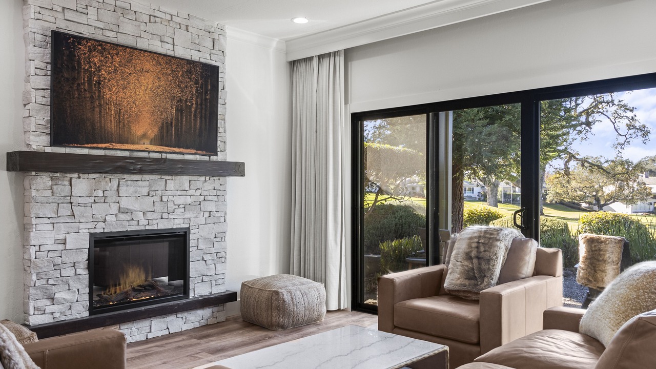 Photo of Livingroom in Napa