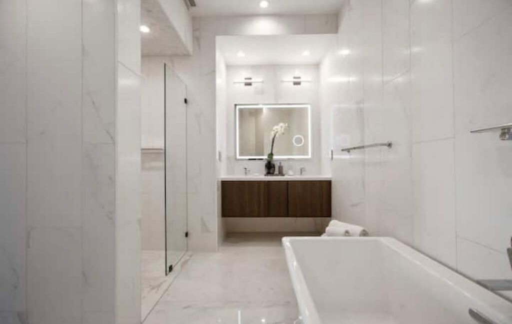 Photo of Bathroom in Richmond District