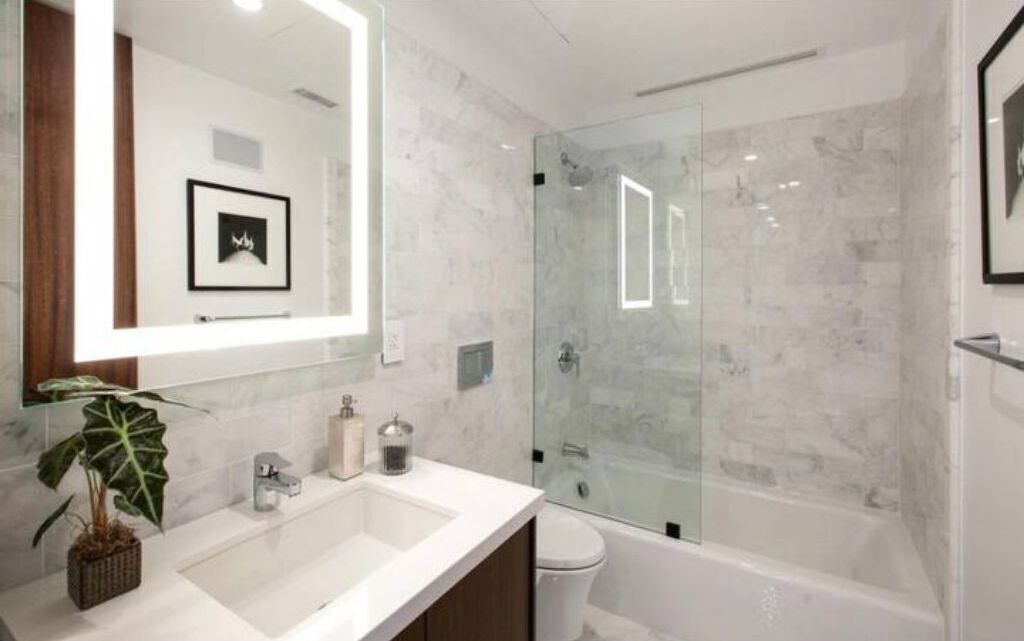 Photo of Bathroom in Richmond District