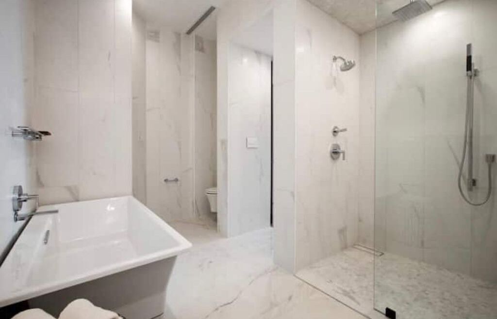 Photo of Bathroom in Richmond District