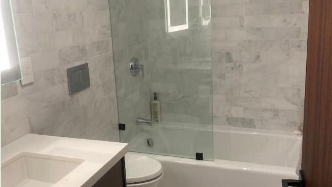 Photo of Bathroom in Richmond District