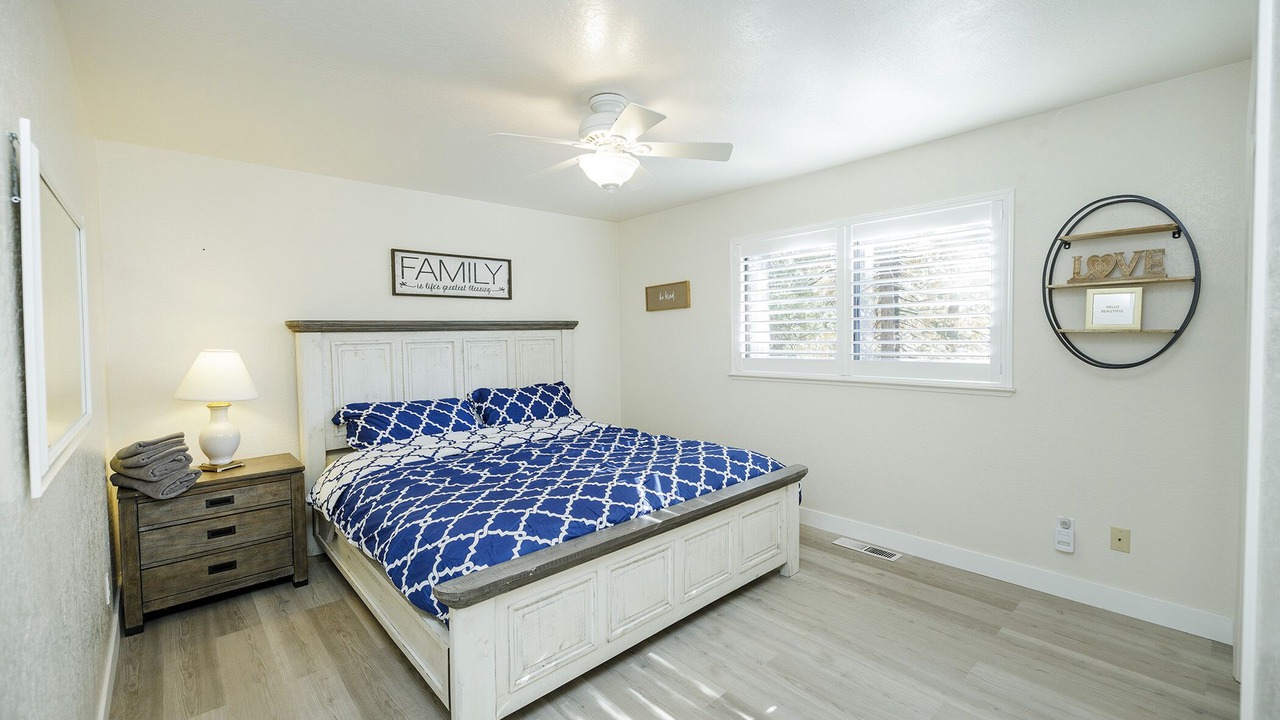 Photo of Bedroom in Cold Springs