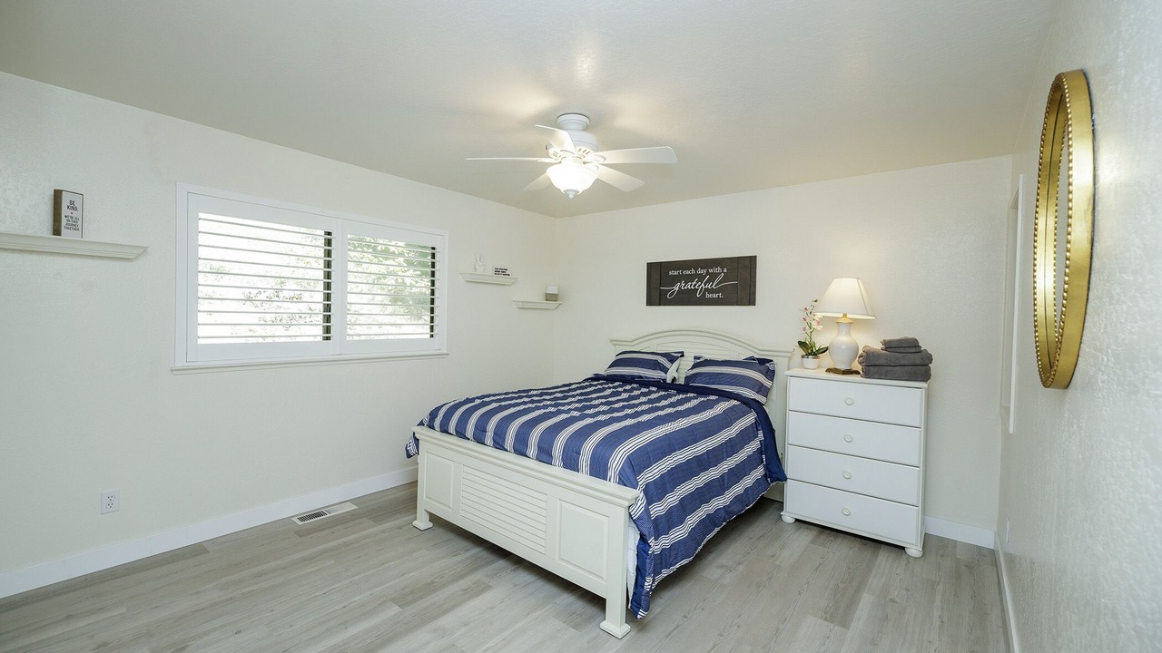 Photo of Bedroom in Cold Springs
