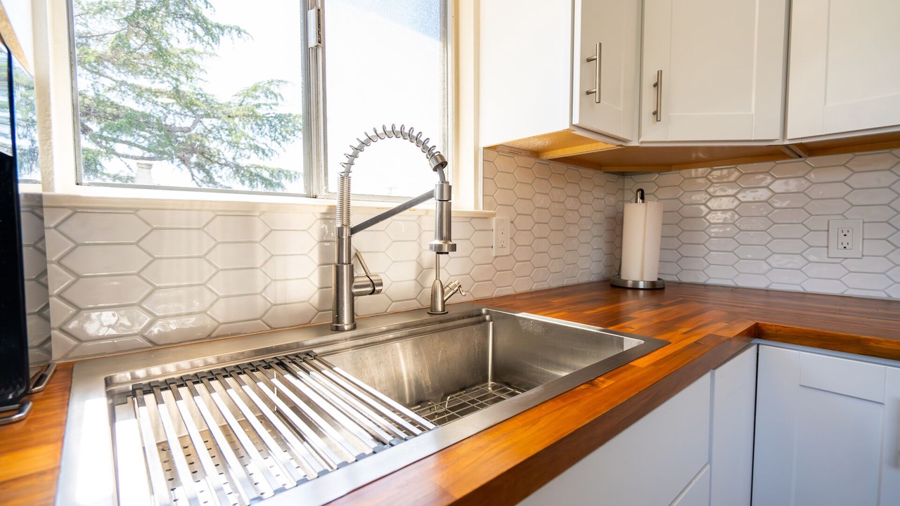 Photo of Kitchen in Railroad District