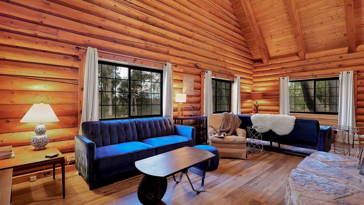 Photo of Livingroom in Cottonwood