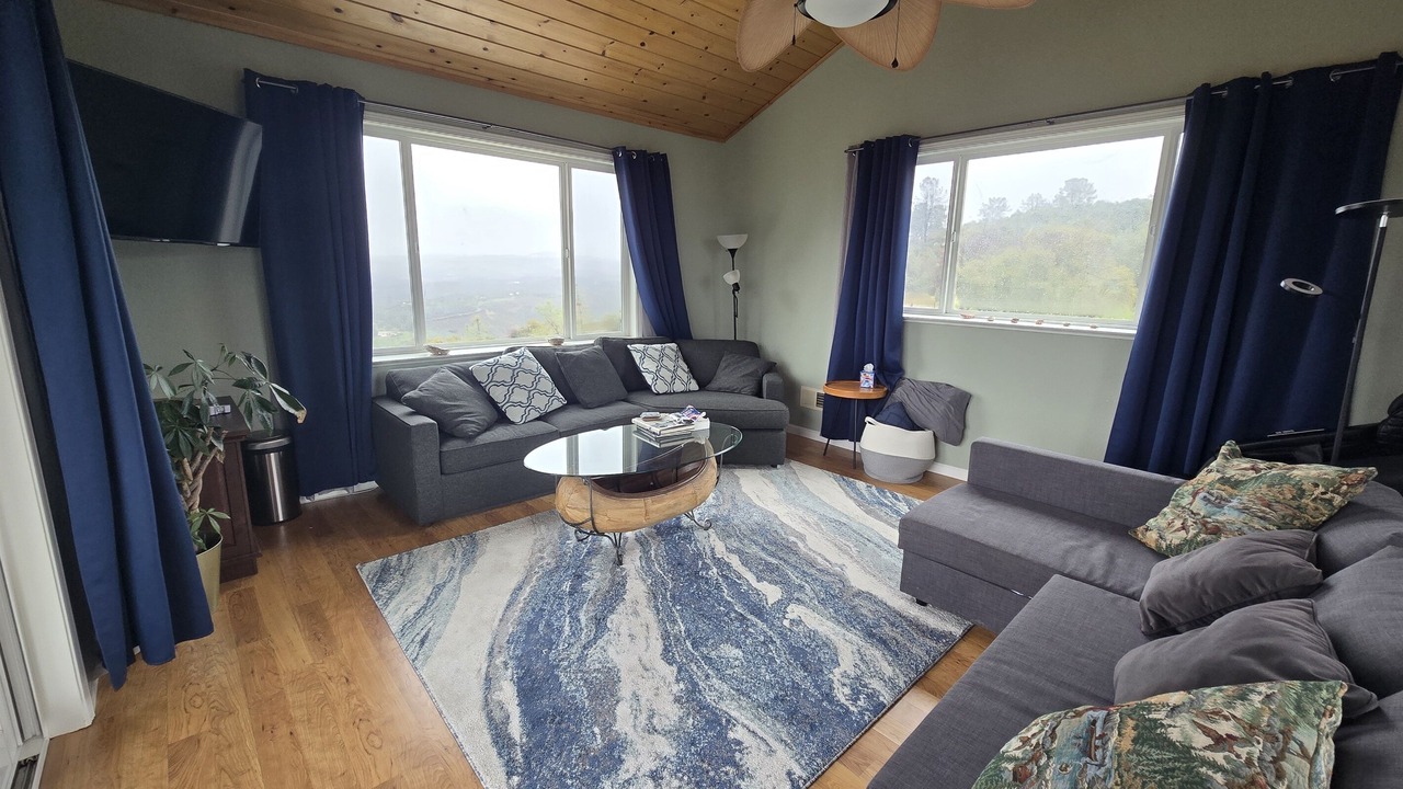 Photo of Livingroom in Vallecito