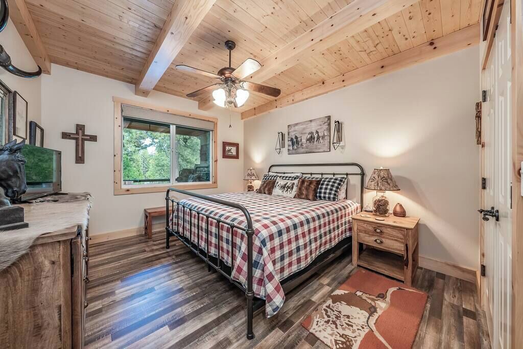 Photo of Bedroom in Granite Ridge
