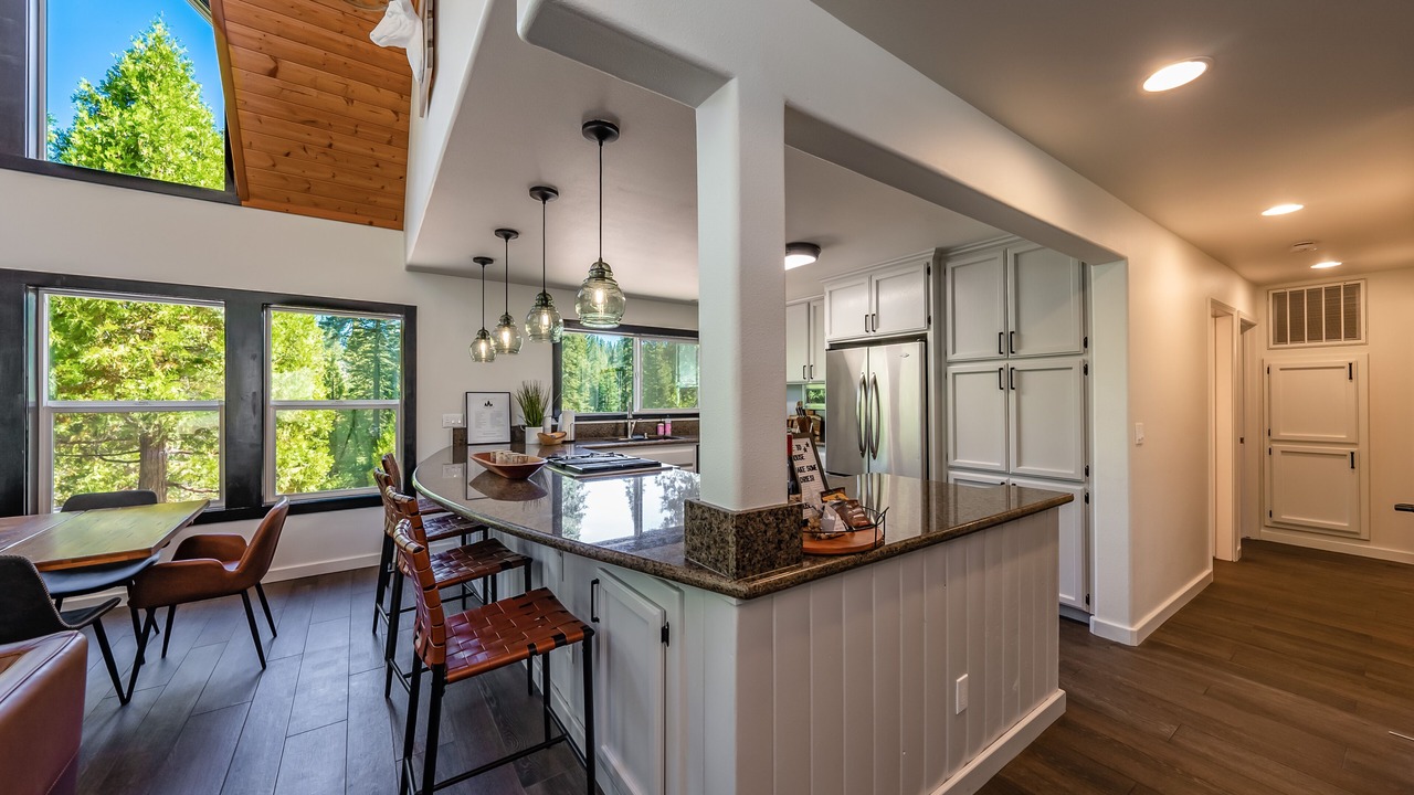 Photo of Kitchen in Shaver Lake