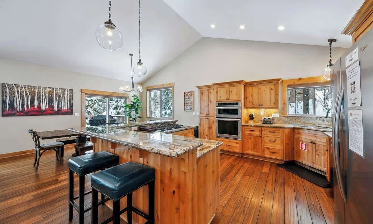 Photo of Kitchen in Pioneer Trail