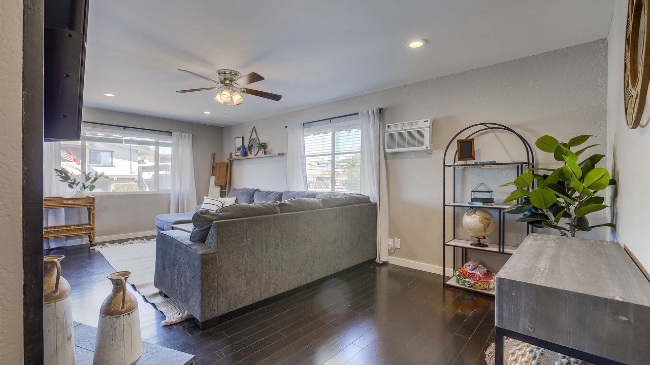 Photo of Livingroom in San Clemente