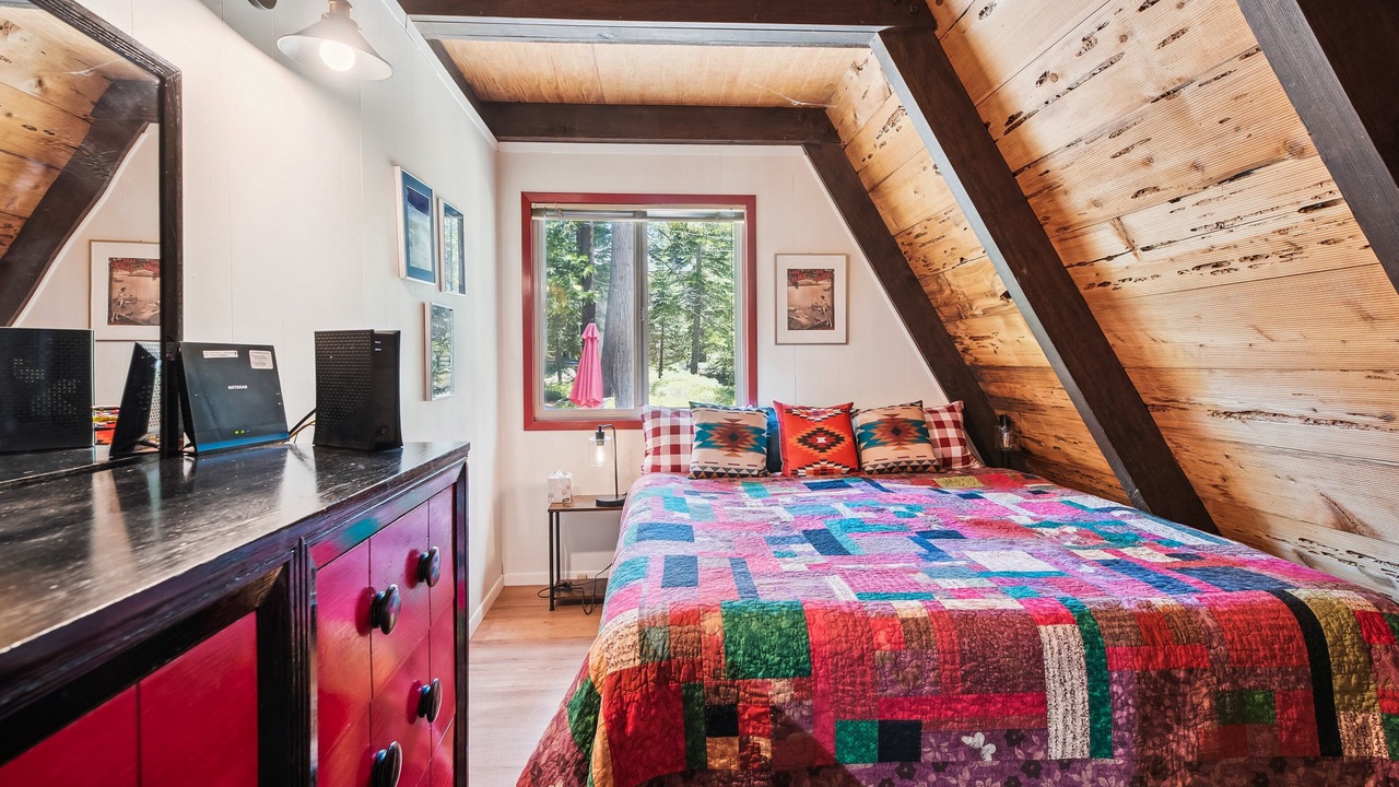 Photo of Bedroom in Tahoe City