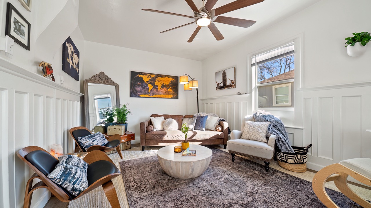 Photo of Bedroom in Midtown