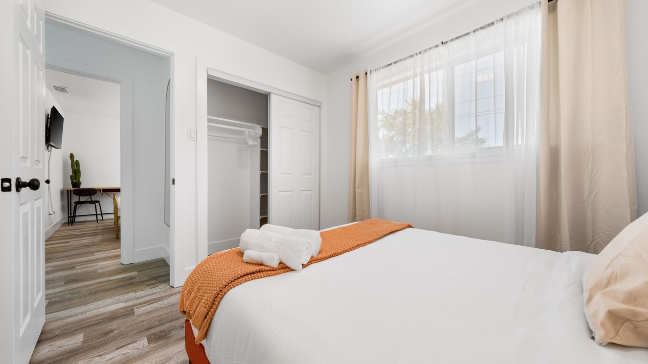 Photo of Bedroom in Parkway-South Sacramento