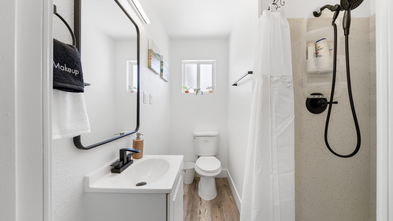 Photo of Bathroom in Parkway-South Sacramento