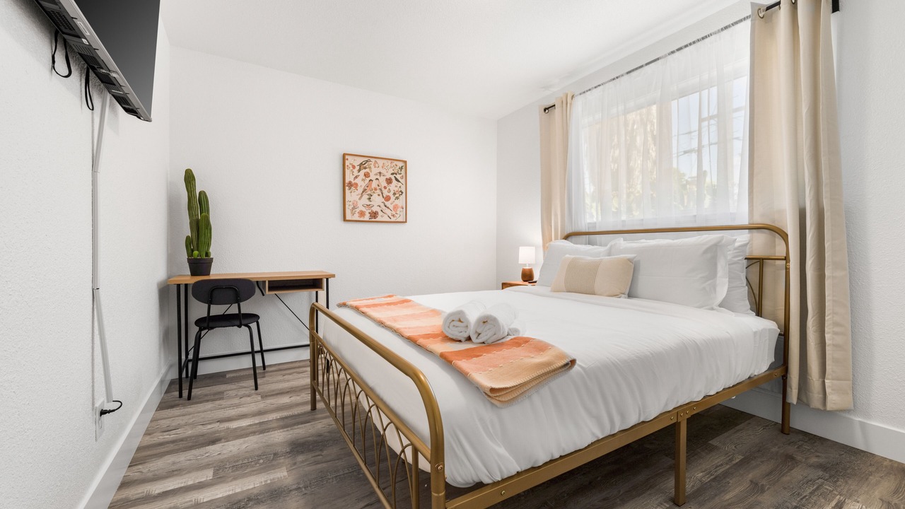 Photo of Bedroom in Parkway-South Sacramento
