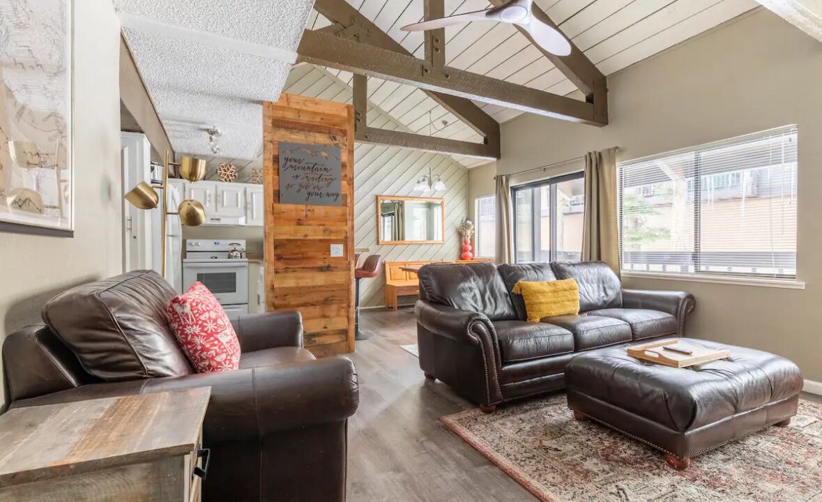 Photo of Livingroom in Majestic Pines