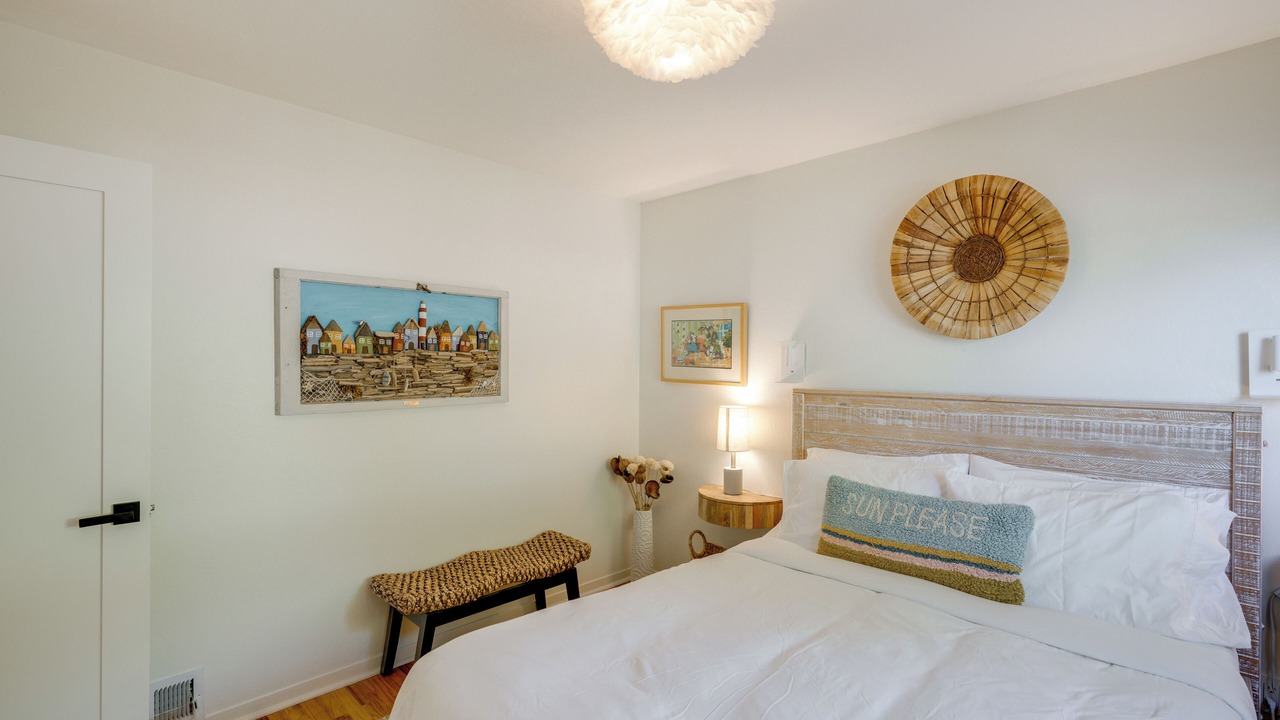 Photo of Bedroom in Mescal Corridor NW