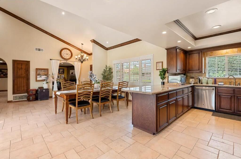 Photo of Kitchen in Los Serranos