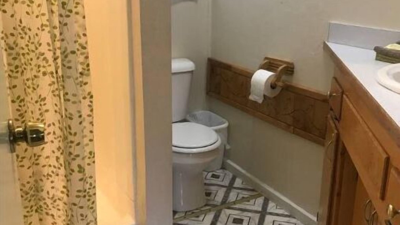 Photo of Bathroom in Kernville