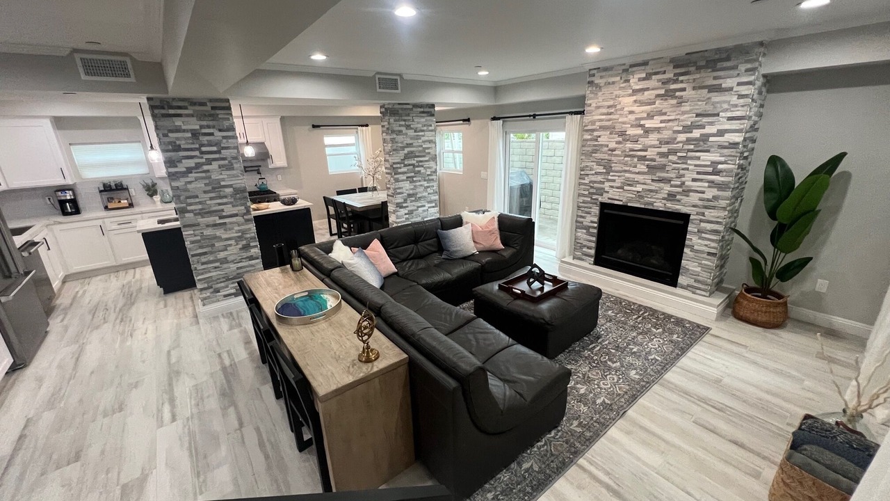 Photo of Bedroom in Silver Strand