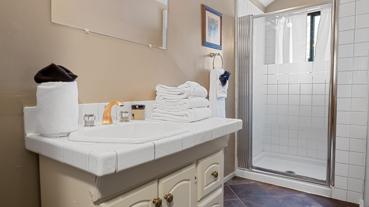 Photo of Bathroom in Whispering Forest