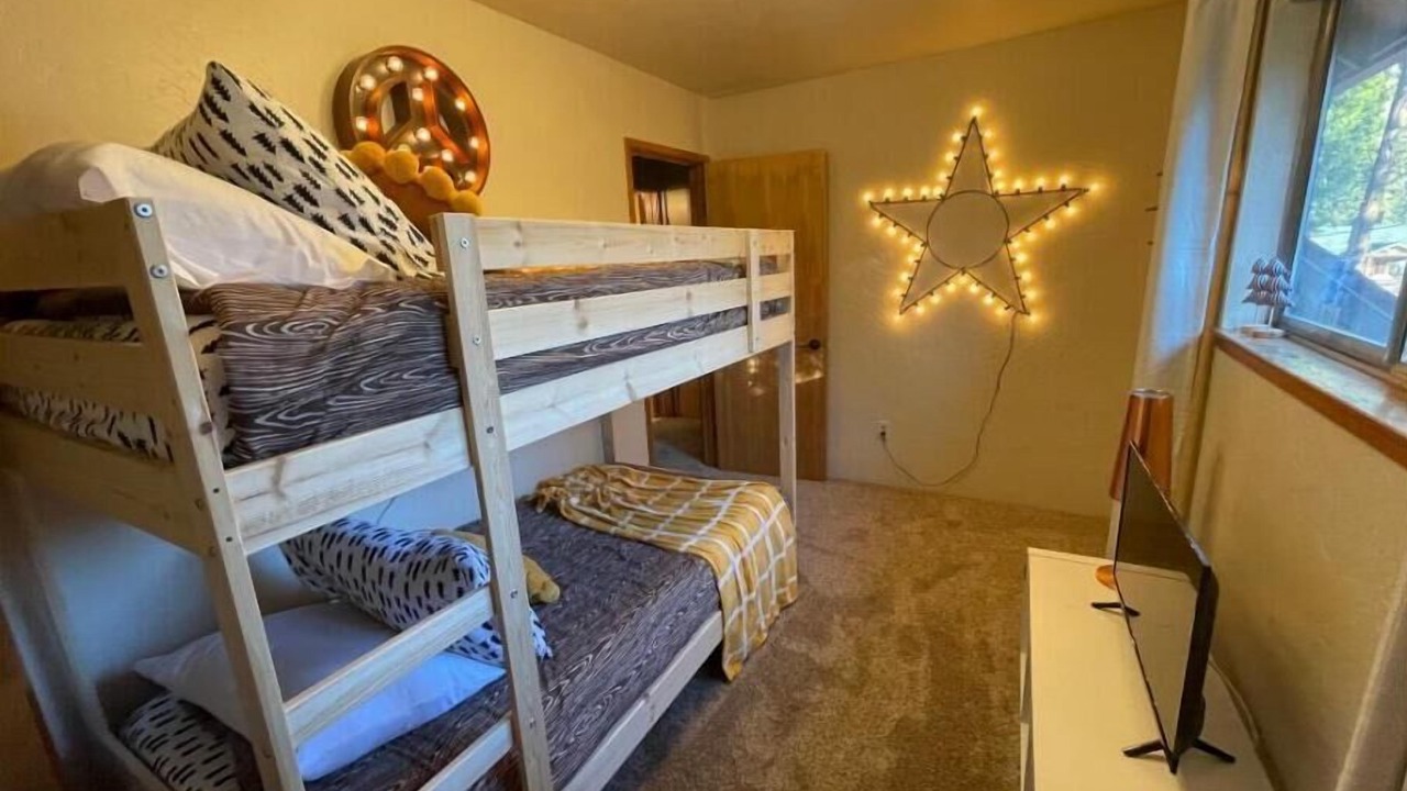 Photo of Bedroom in Twain Harte