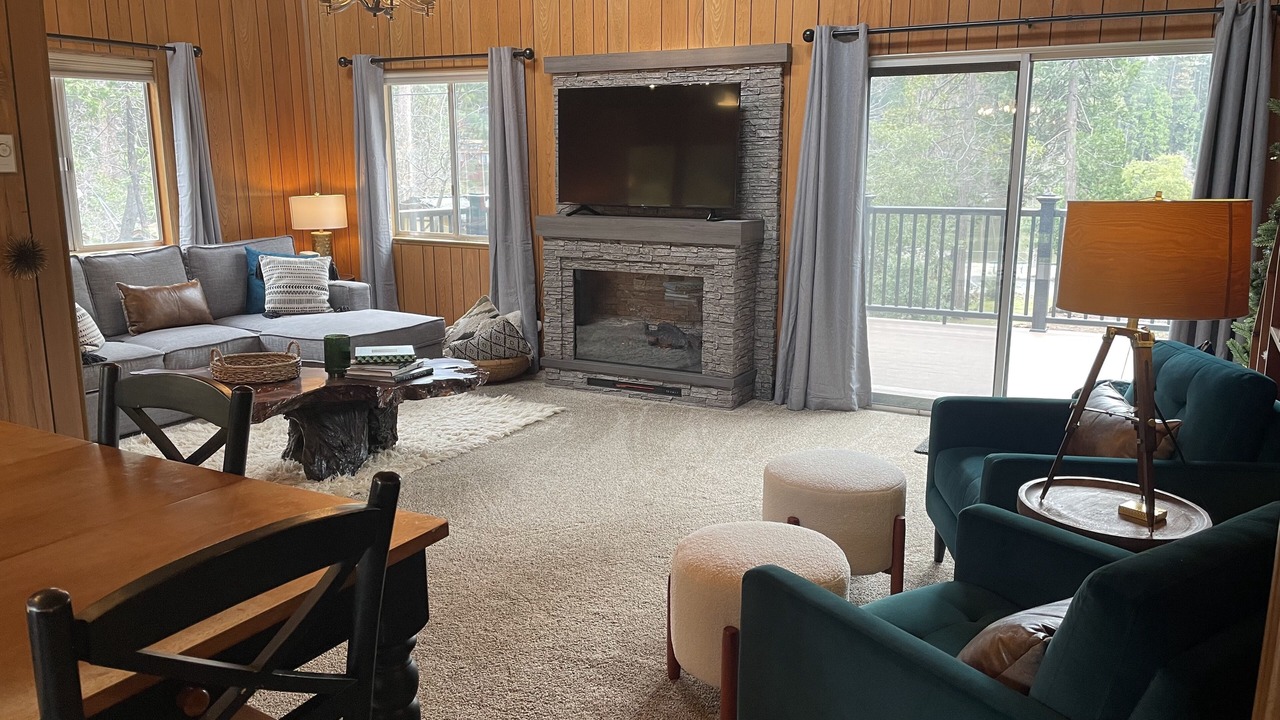 Photo of Livingroom in Twain Harte