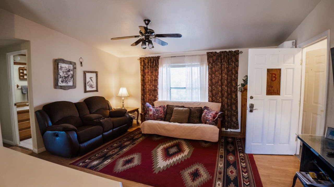 Photo of Livingroom in Beatty