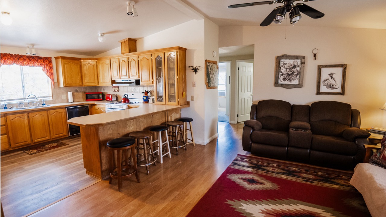 Photo of Livingroom in Beatty