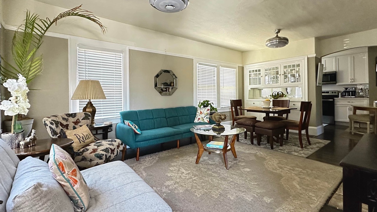 Photo of Bedroom in Oakland