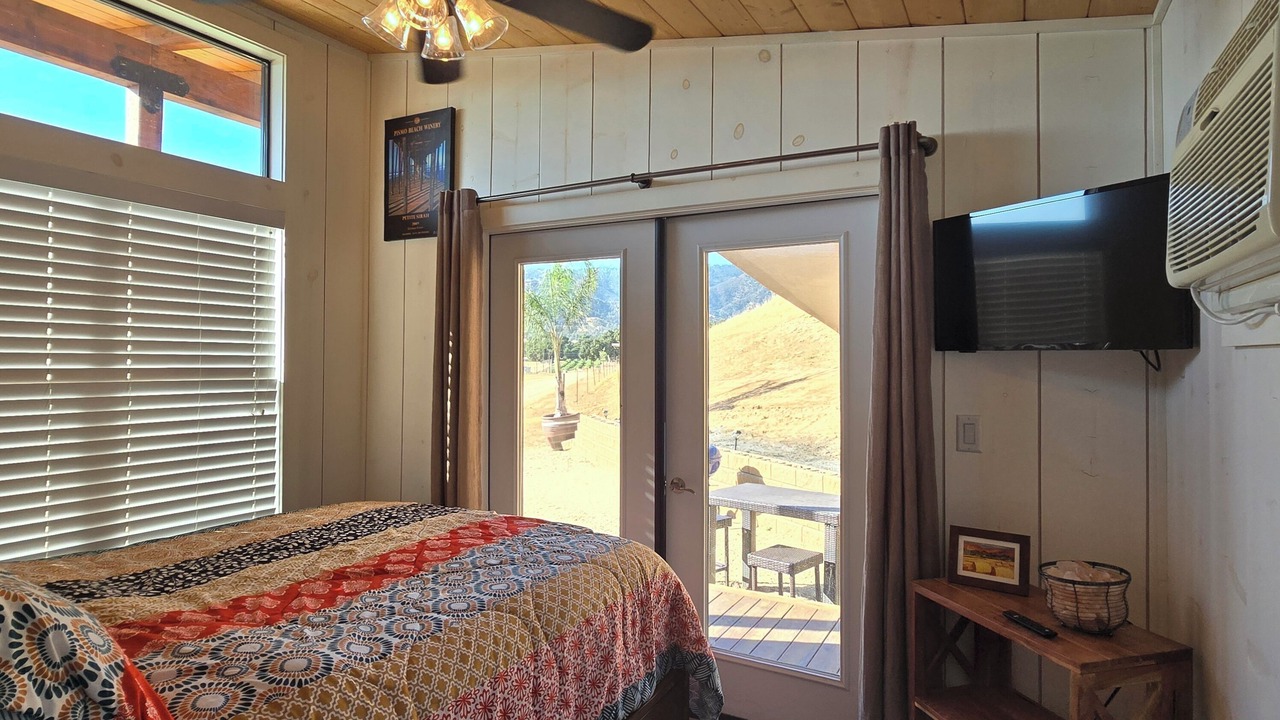 Photo of Bedroom in Hollister