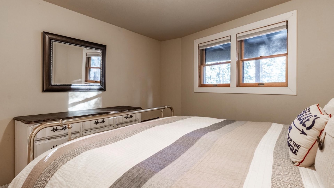 Photo of Bedroom in Kingswood Estates