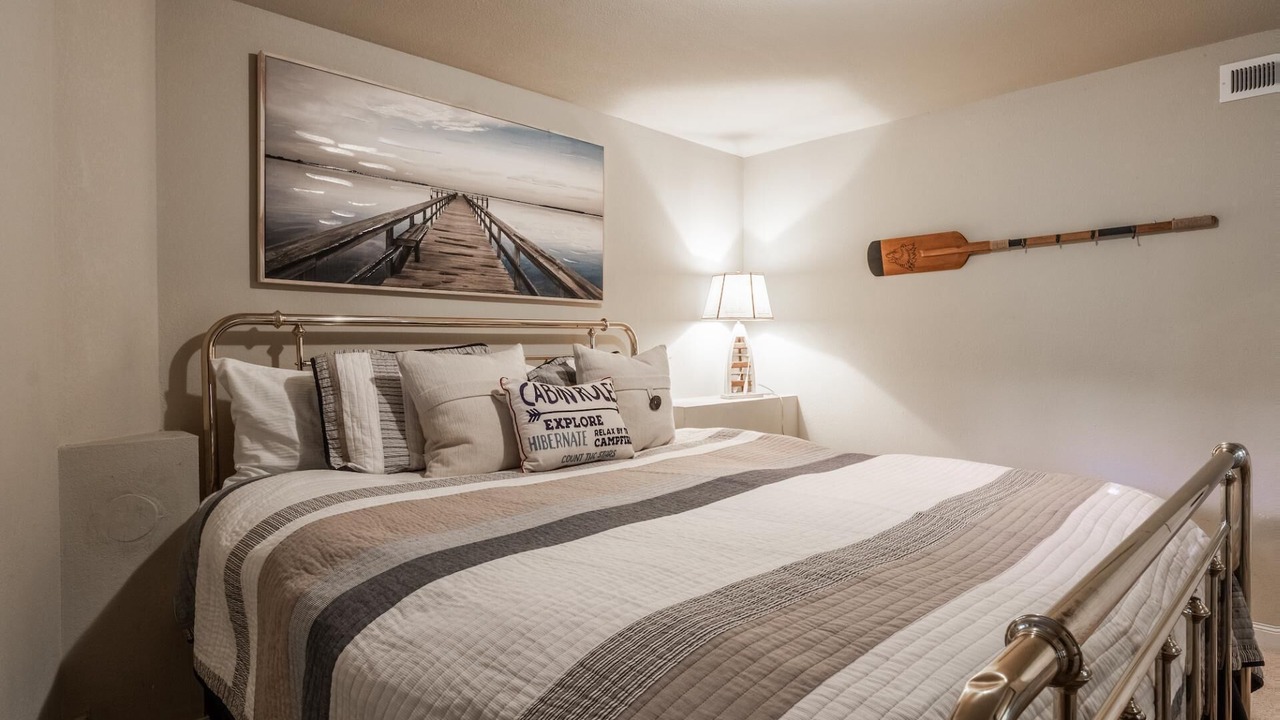Photo of Bedroom in Kingswood Estates